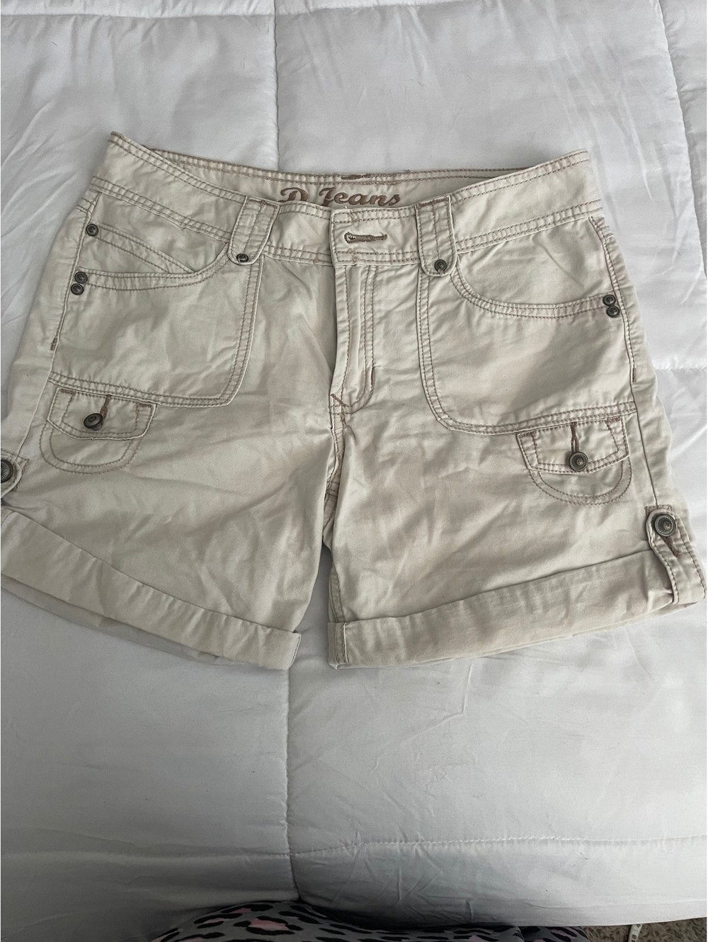D. Jeans Women's Beige Cotton Casual Shorts Size 10